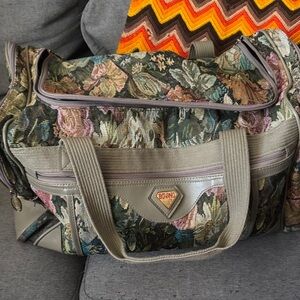 Vintage Chic Retro Bovano Overnight Travel Bag